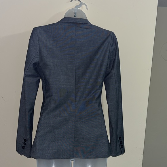 H&M Blazer - Picture 3 of 7